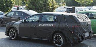 Kia K4 Hatch Prototype Crash: Giga Gears