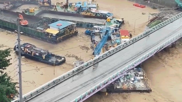 Bridge during Typhoon Gaemi