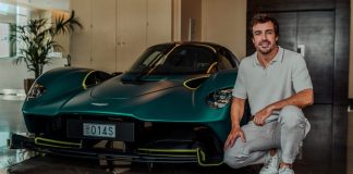 "Fernando Alonso's Aston Martin Valkyrie: F1 Car-Inspired | Giga Gears"