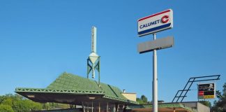 Frank Lloyd Wright's Futuristic Gas Station: The Original Starbucks