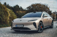 nio et5 touring jh 32 (1)