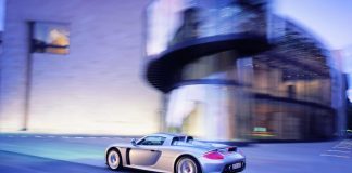 Porsche Resolves Carrera GT Suspension Failures: Global Nightmare Ends | Giga Gears