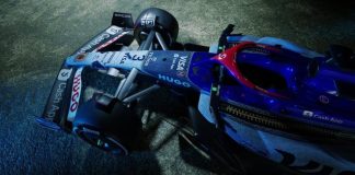 "Singapore Grand Prix Introduces First Denim Livery for Jormula 1 Car"