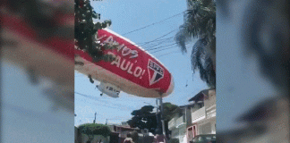 "Sports Team Blimp Crashes in Neighborhood Before Loss | Giga Gears"