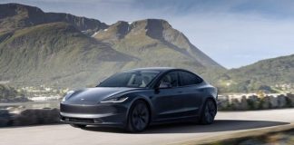 Tesla Model 3 Delivered Without Weatherstripping on Driver's Side Door: Normal, Says Tesla Fans