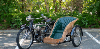 "Wicker Sidecar Adventure: Join Me for a Ride! | Giga Gears"